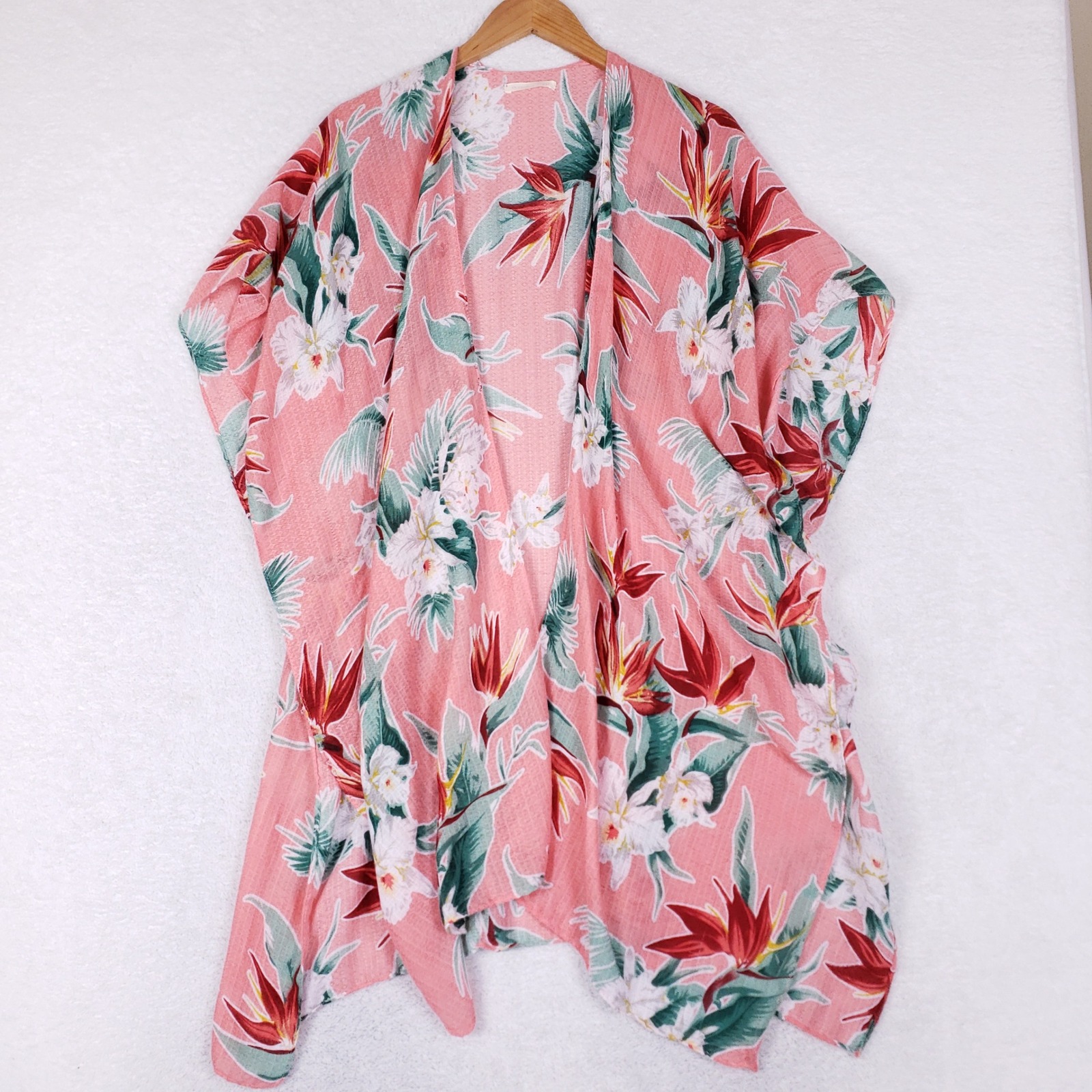 Do Everything In Love Kimono Wrap Os Womens Tropical Bird Of Paradise Pink Boho